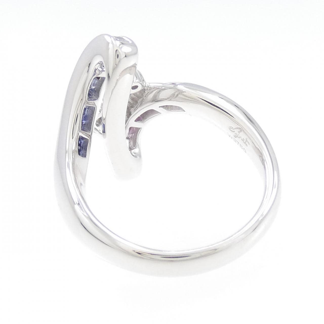 ジュネ サファイヤ リング 0.89CT