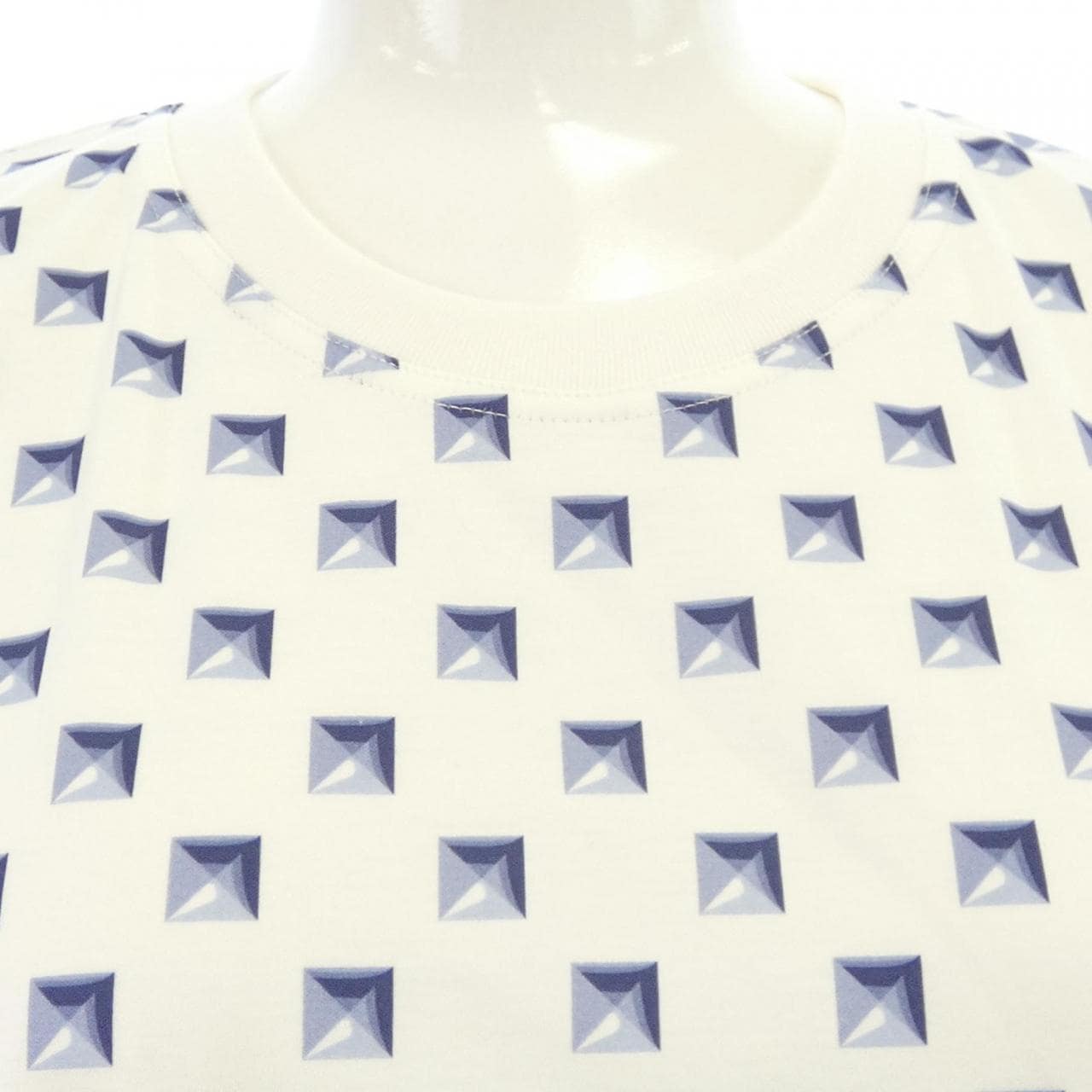 エルメス HERMES Tシャツ