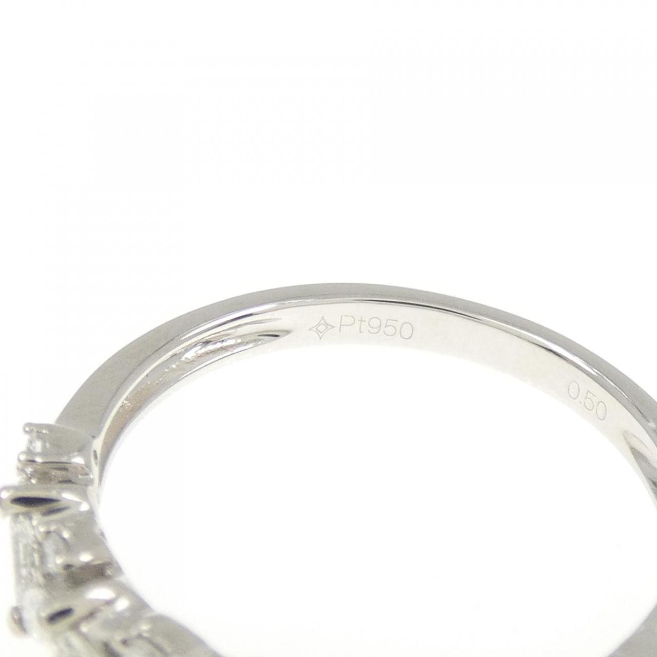 ジーエスティービー ダイヤモンド リング 0.50CT