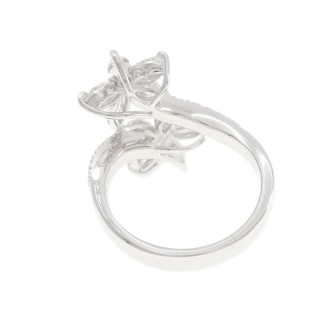 K18WG フラワー ダイヤモンド リング 1.89CT