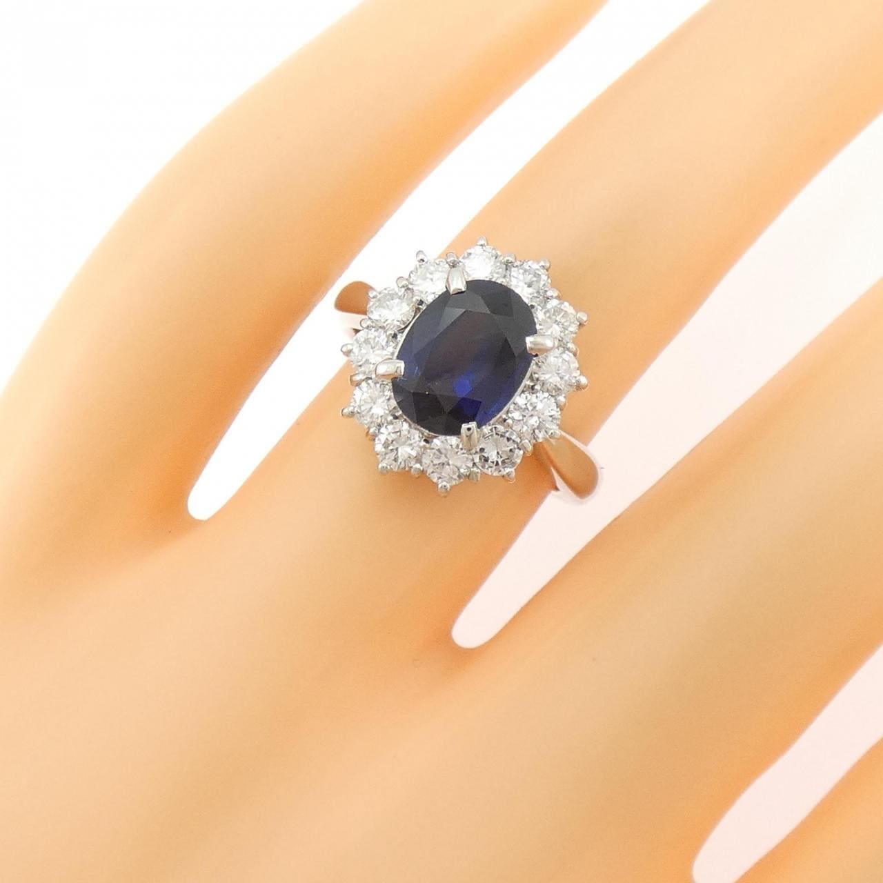 PT900 サファイヤ リング 2.24CT