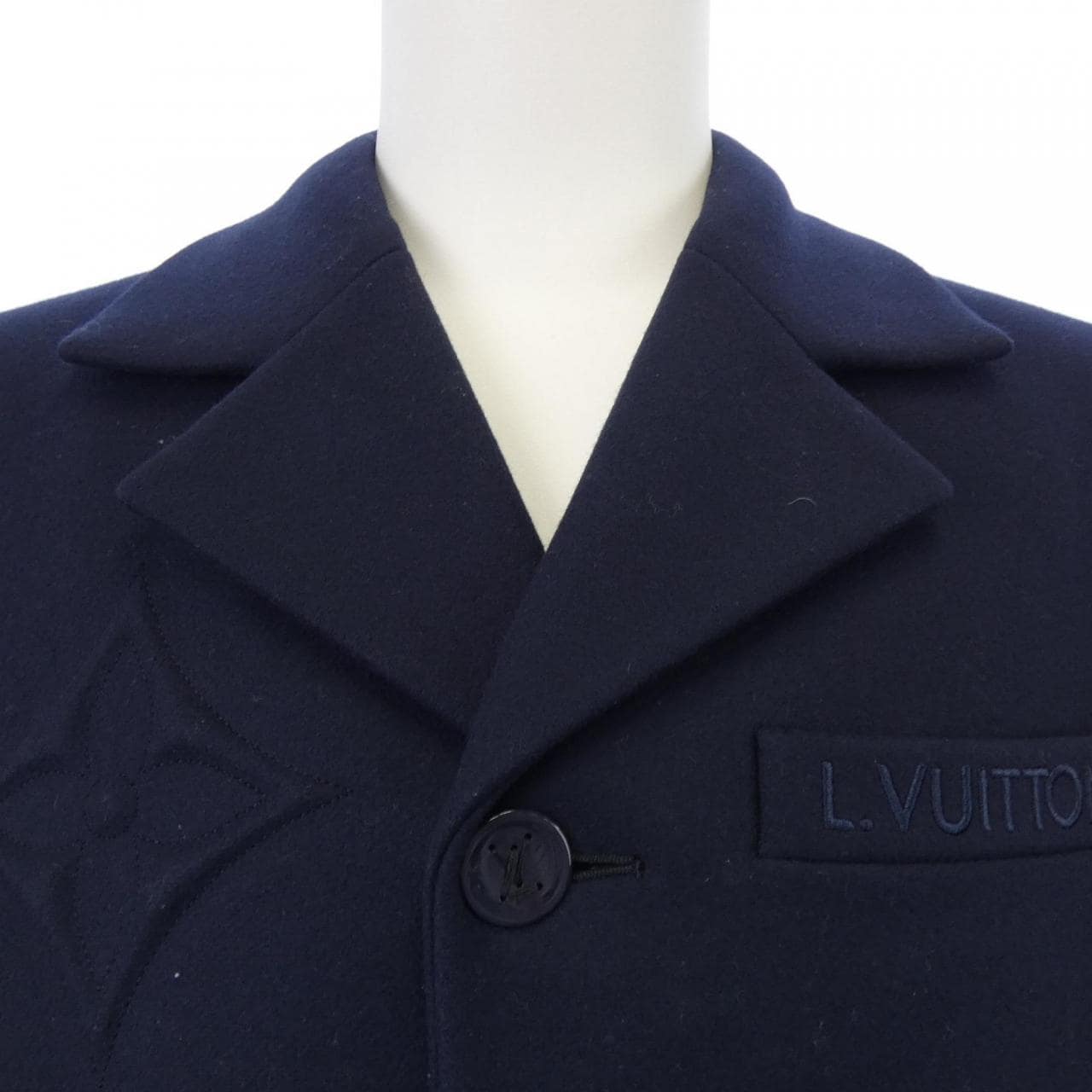 ルイヴィトン LOUIS VUITTON LVSEフラワーエンボスコート HMC40EVPQ コート