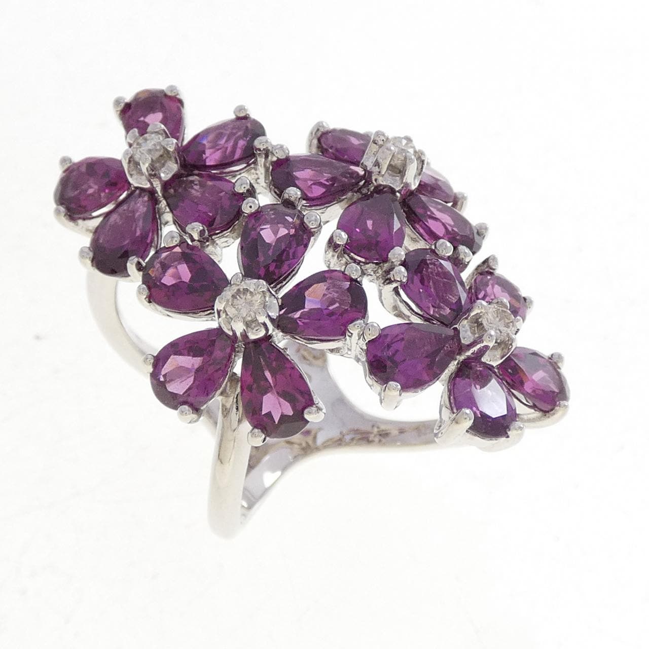 750WG フラワー ガーネット リング 9.75CT