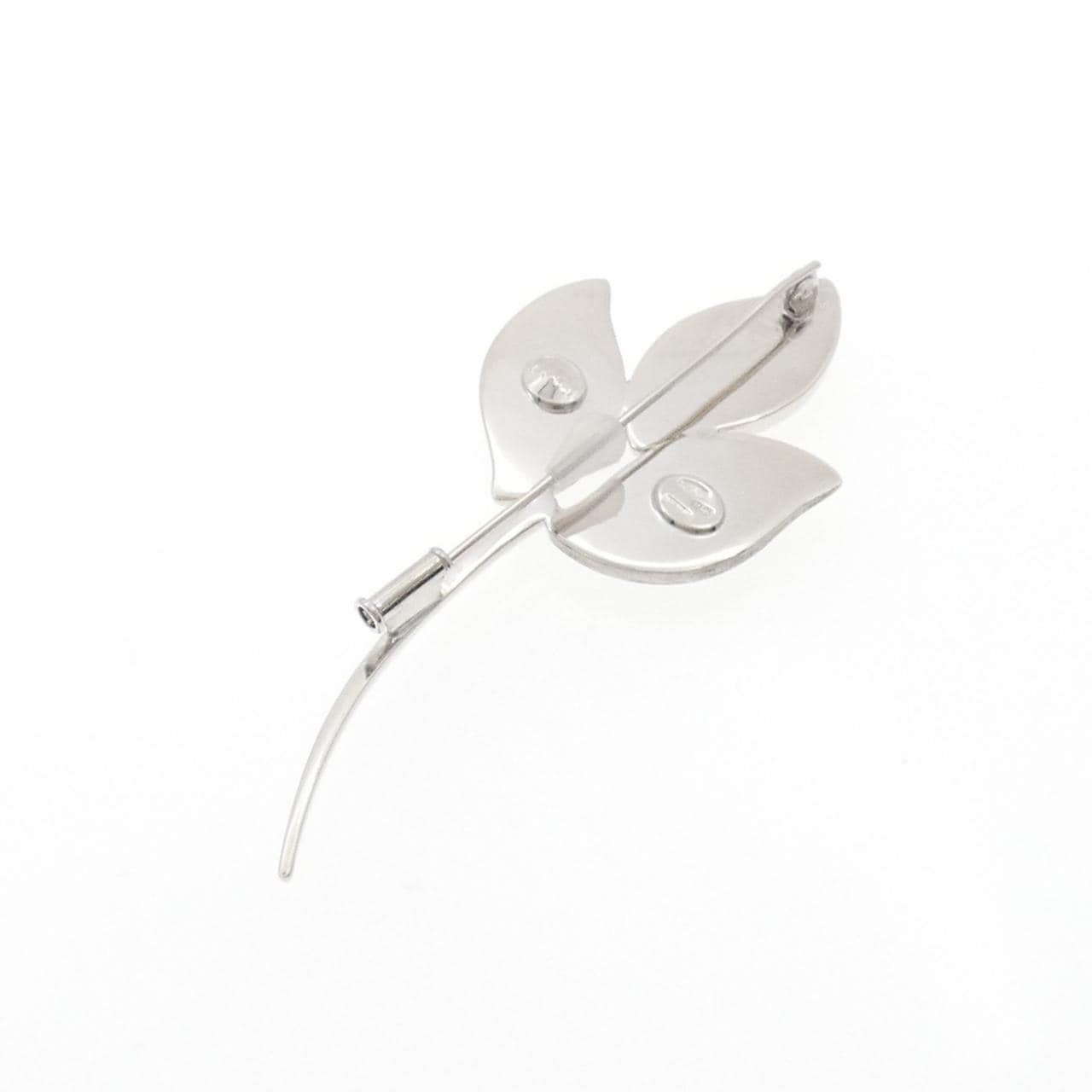 ナニス 750WG ブローチ