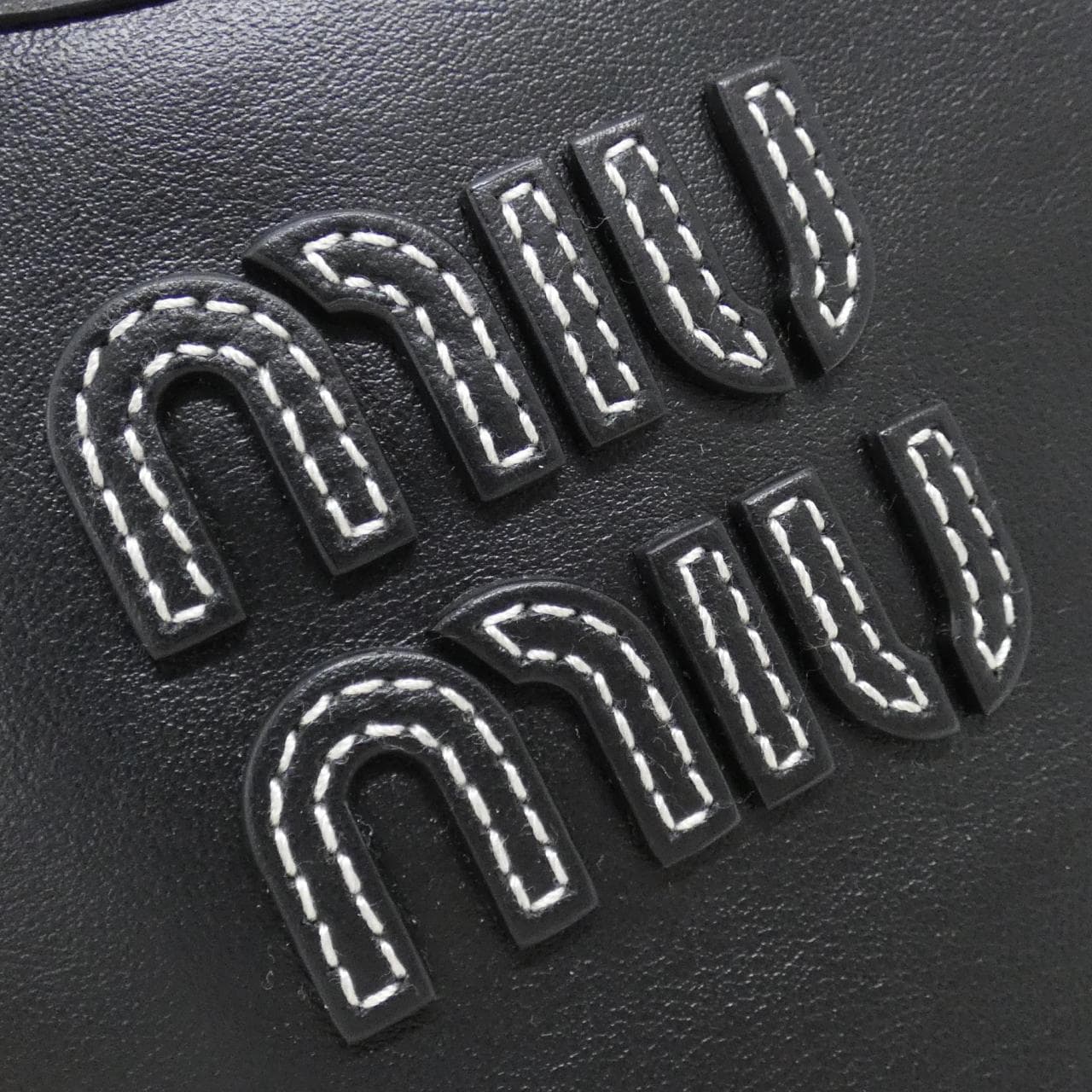 【未使用品】ミュウミュウ 5BA281 バッグ