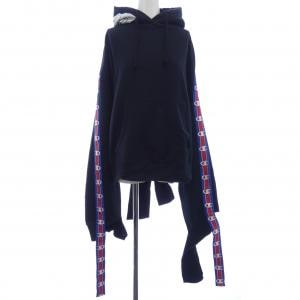 ヴェトモン VETEMENTS パーカー