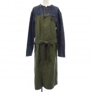 LUTZ HUELLE コート