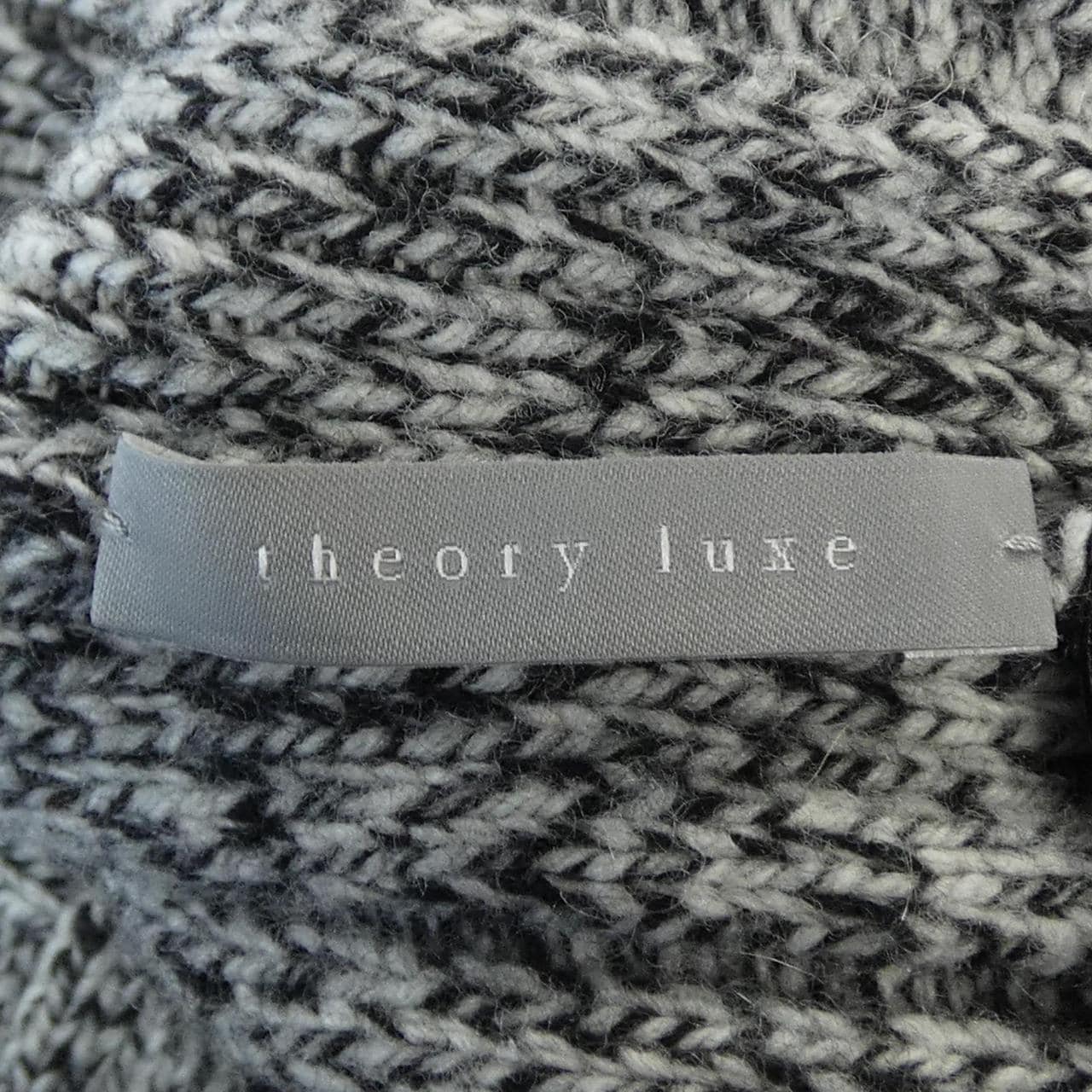 セオリーリュクス Theory luxe 03-3401708 ニット