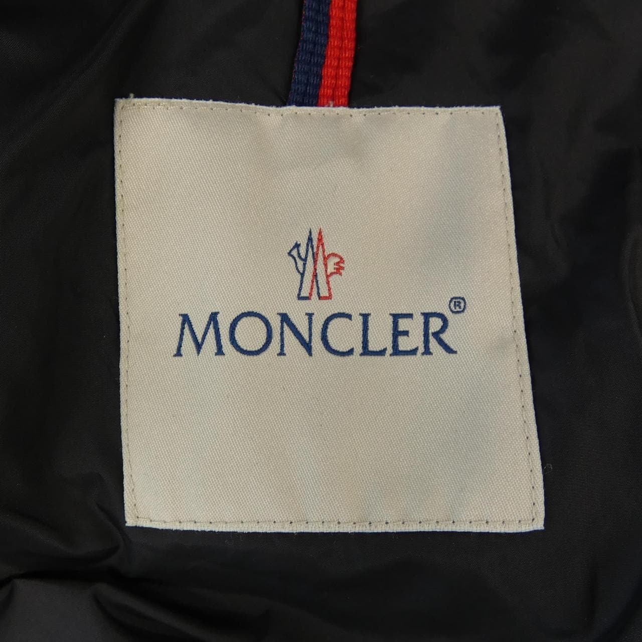 MONCLER蒙克勒羽绒服