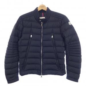 モンクレール MONCLER ダウンジャケット