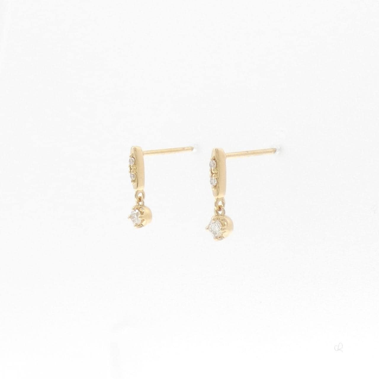 4゜C ダイヤモンド ピアス