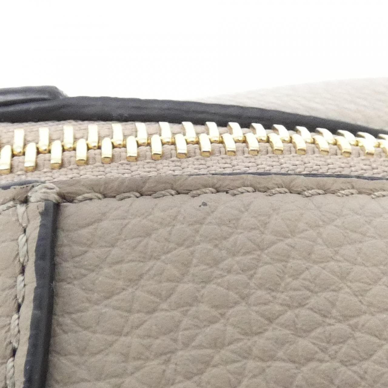 ロエベ ハンモック コンパクト A538H13X03 ショルダーバッグ