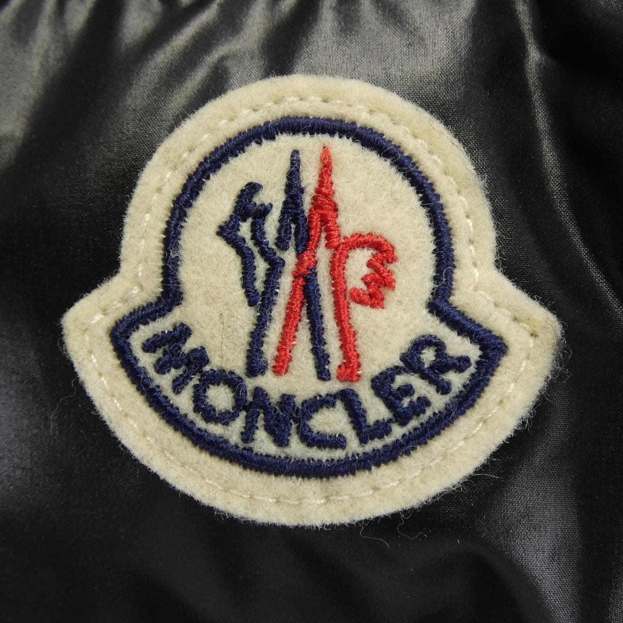 モンクレール MONCLER CORNOUR ダウンジャケット