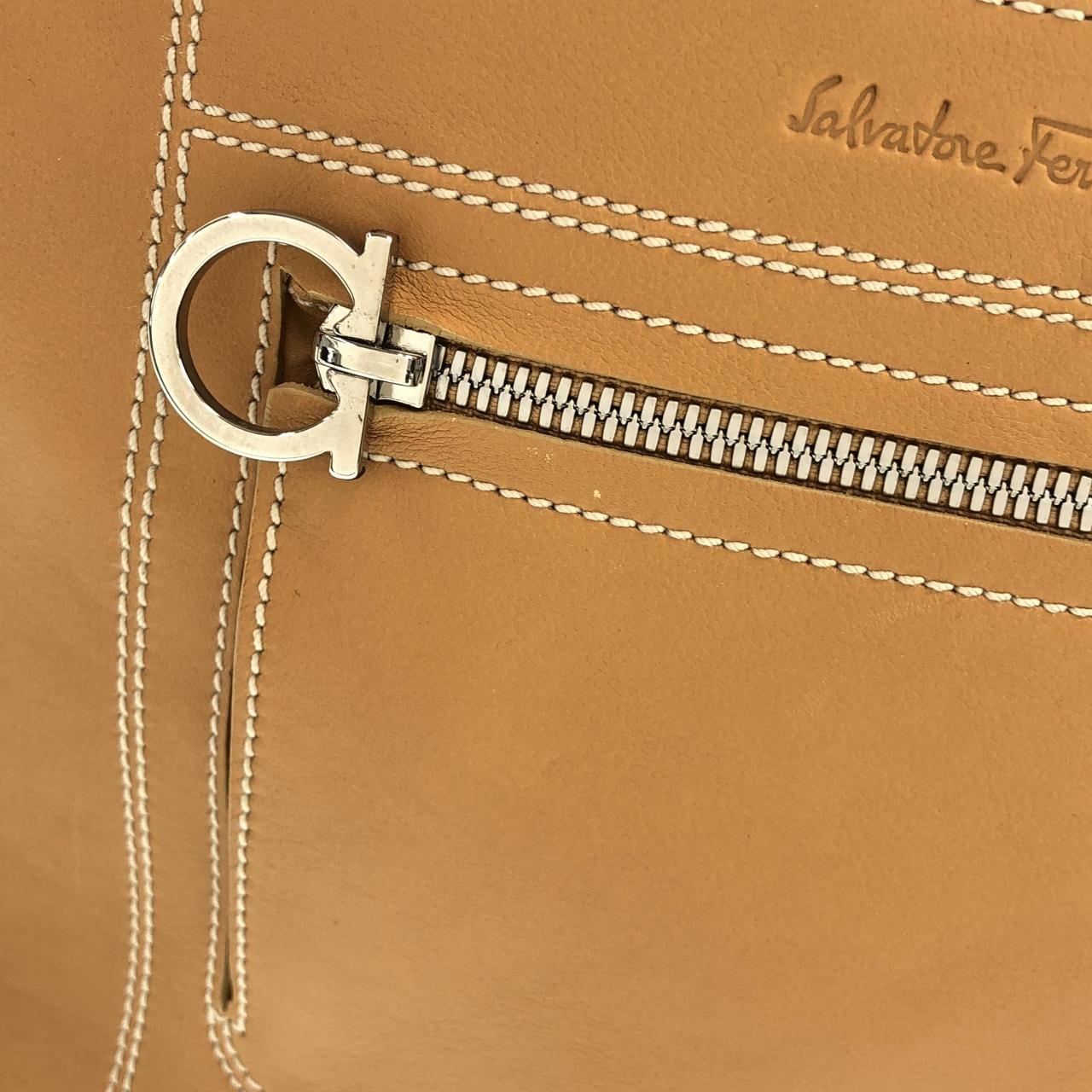 【ヴィンテージ】サルヴァトーレフェラガモ 21 4303 ショルダーバッグ