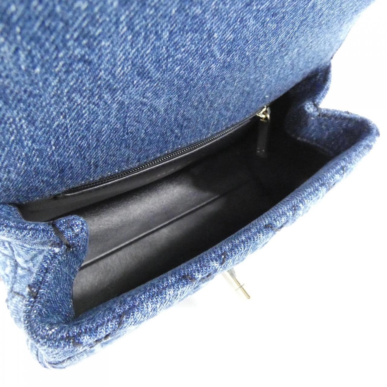 【未使用品】シャネル AS2215 バッグ