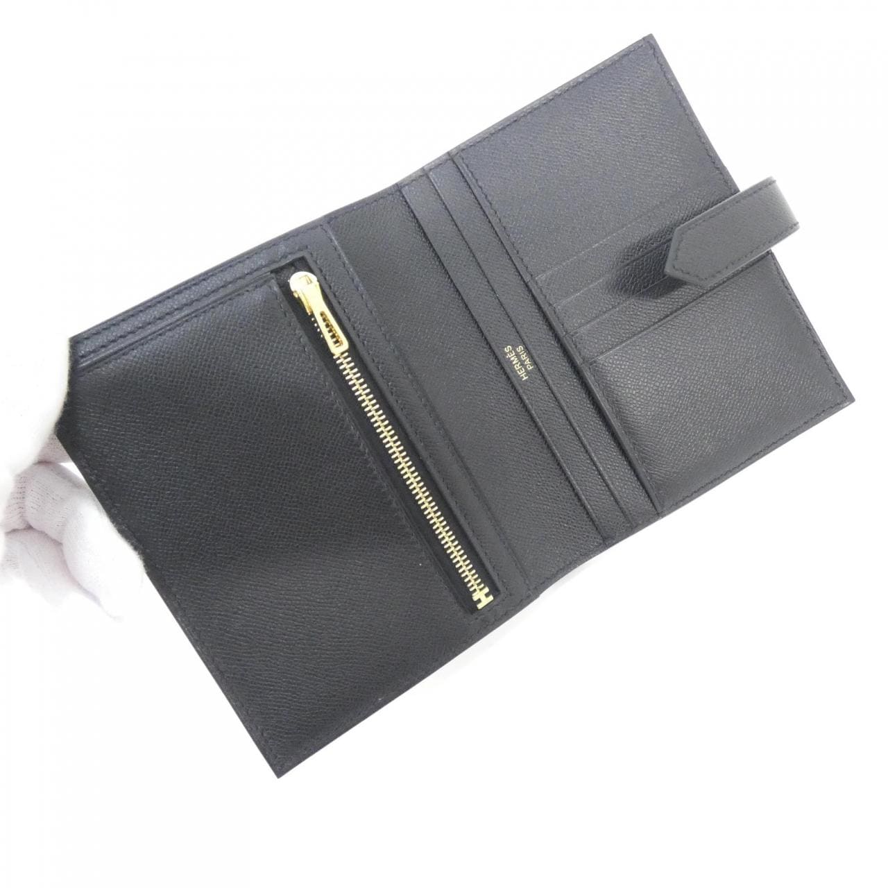 【未使用品】エルメス ベアン コンパクト 084817CC 財布