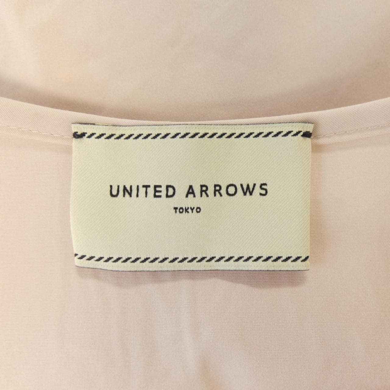 ユナイテッドアローズ UNITED ARROWS トップス