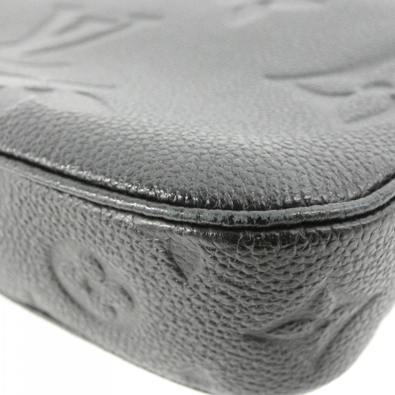 LOUIS VUITTON Monogram Empreinte多口袋配件 M80399 单肩包