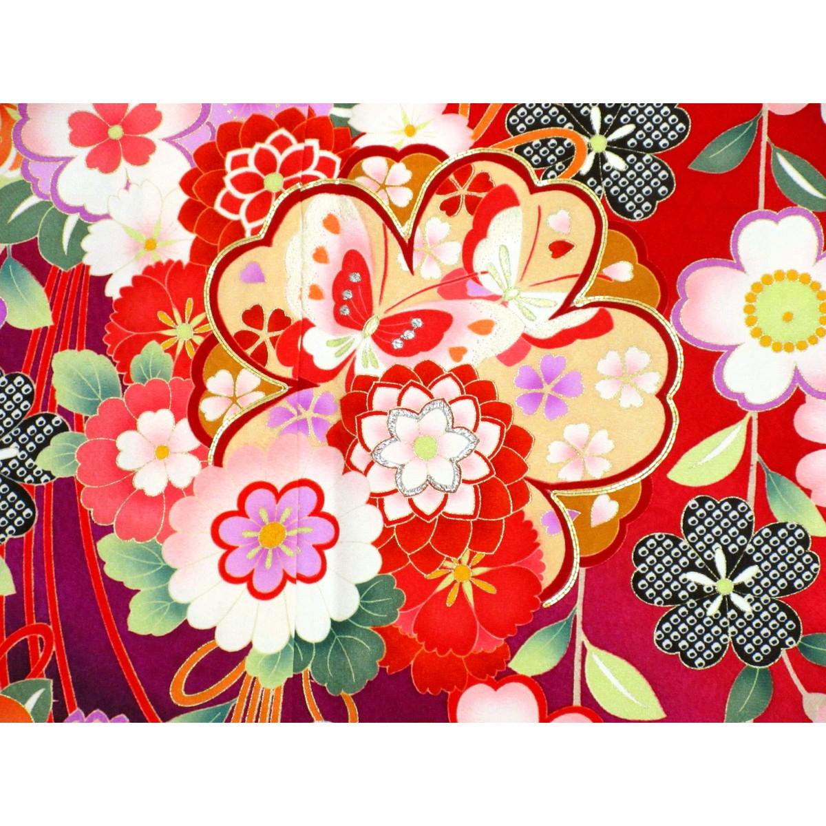 振袖　友禅加工刺繍入り　ボカシ染