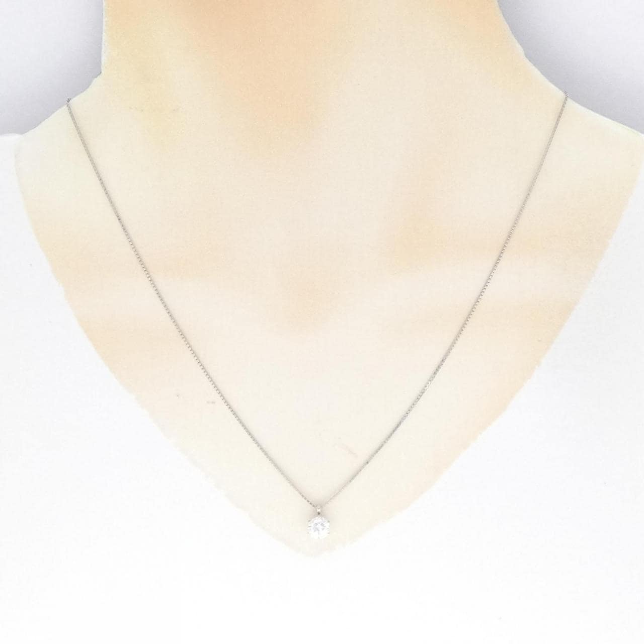 [BRAND NEW] PT Diamond Necklace 0.70CT D SI2 3EXT