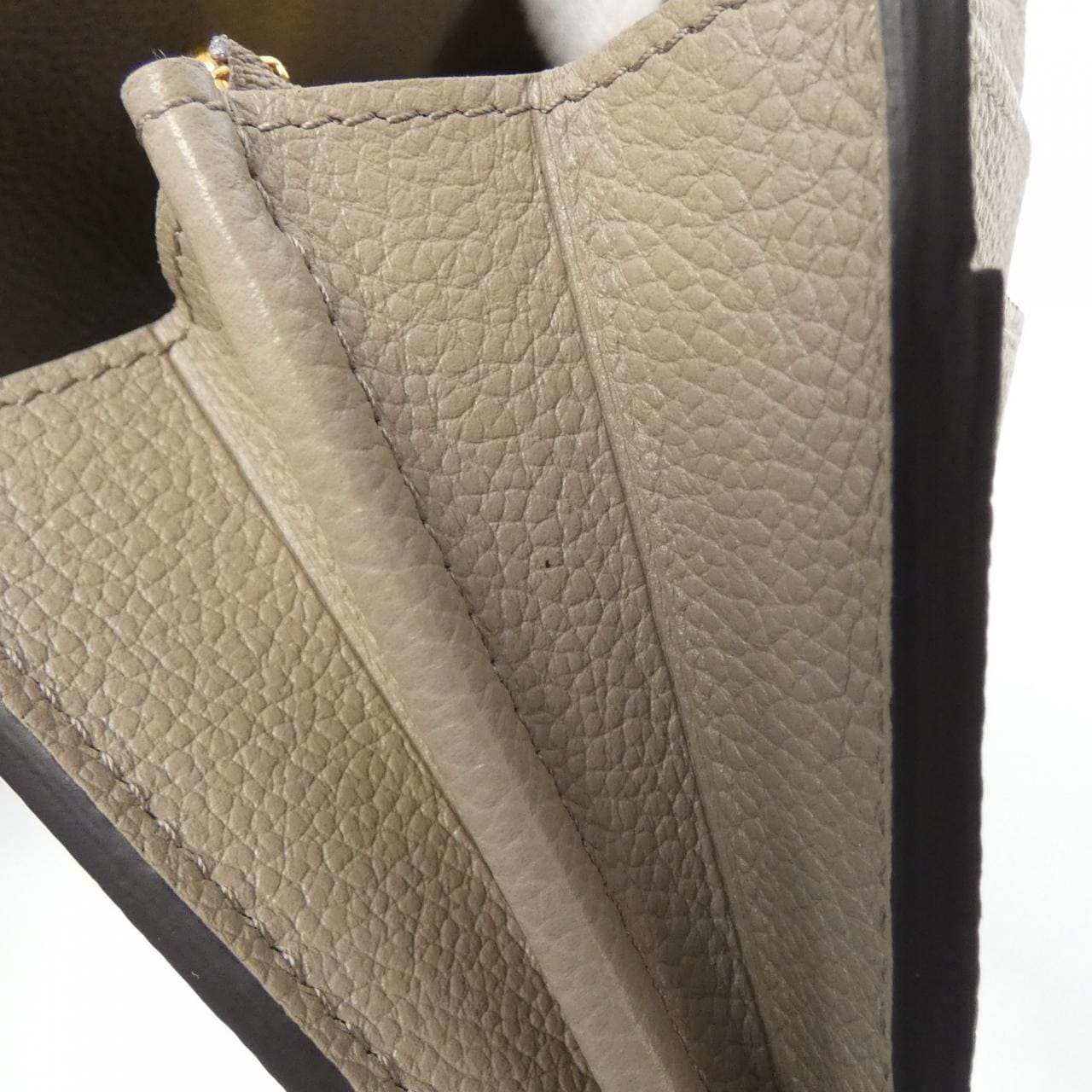 Sold Out－【LOUIS VUITTON ルイ・ヴィトン】バイカラー
