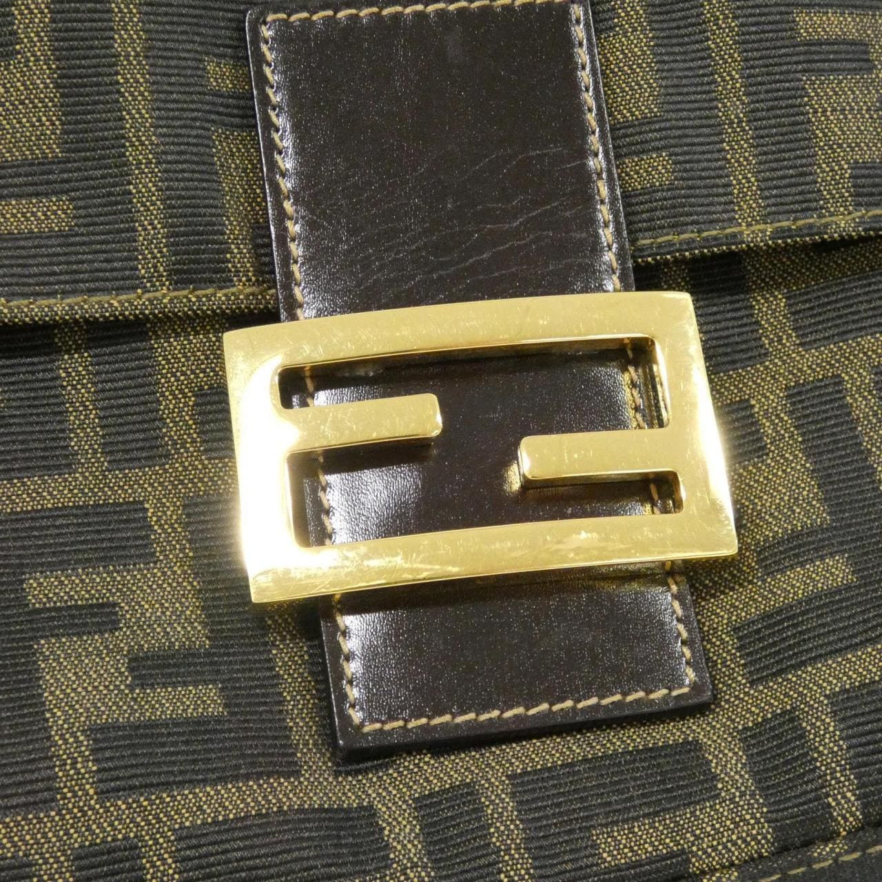 【ヴィンテージ】フェンディ マンマ バゲット 26325 ショルダーバッグ