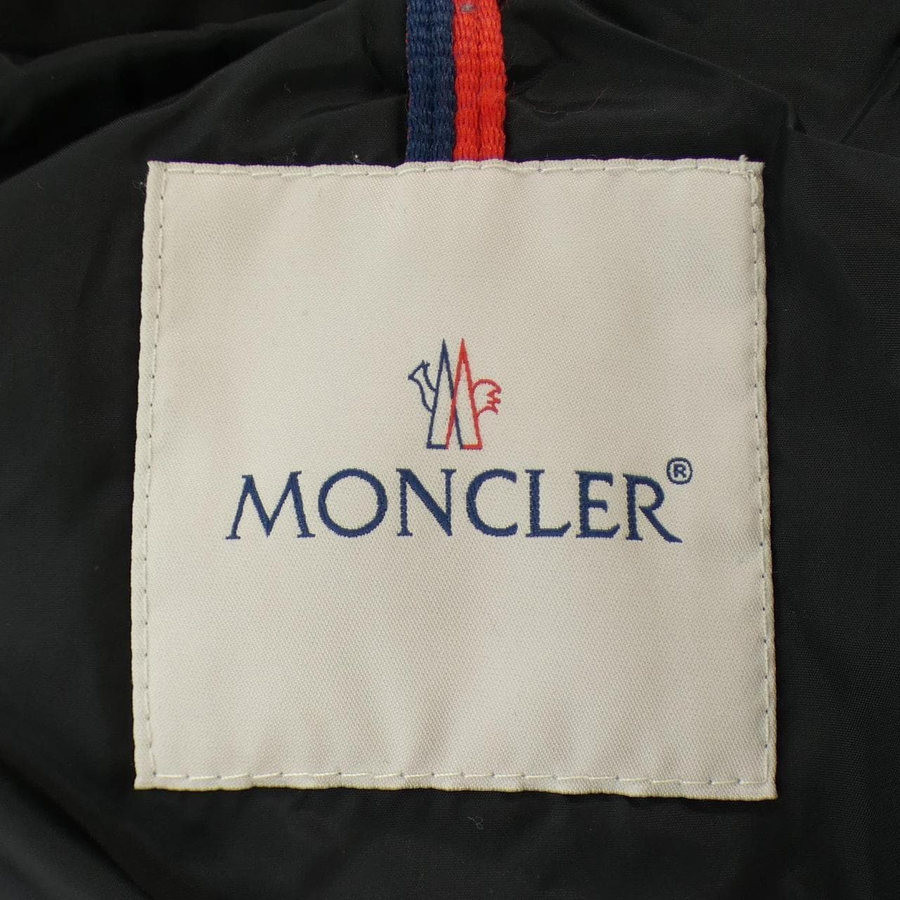 MONCLER GRIVE羽绒服