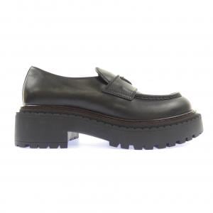 プラダ PRADA トライアングルロゴ レザーローファー 2DE148 シューズ
