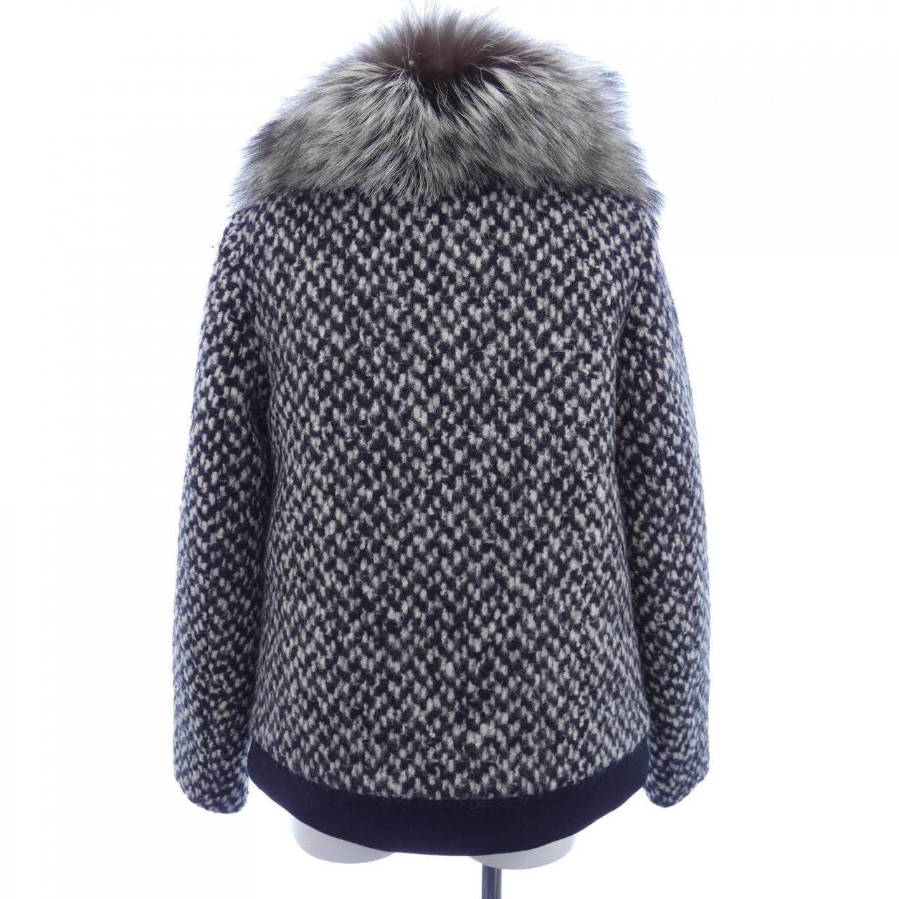 モンクレール MONCLER ダウンジャケット