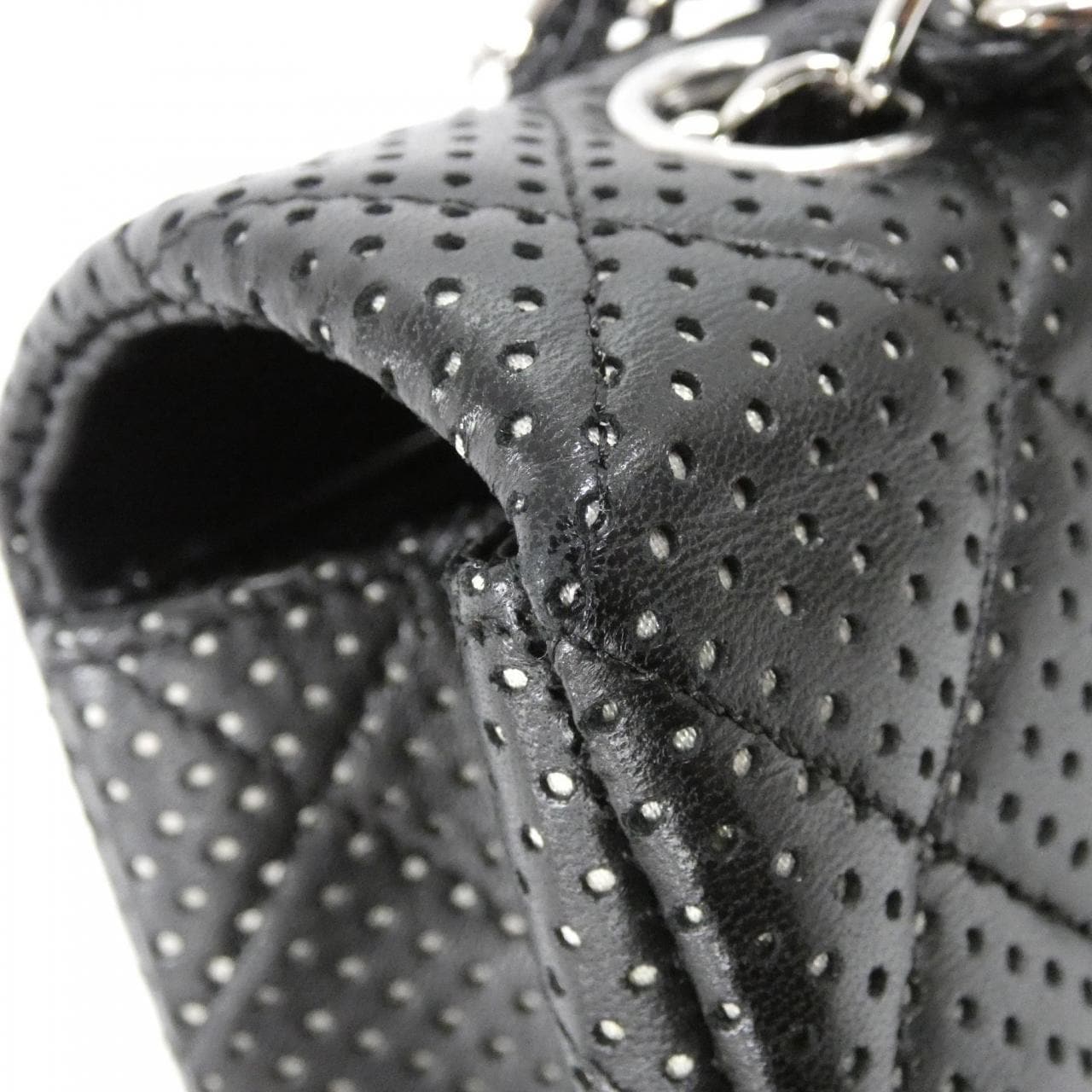 シャネル ショルダーバッグ