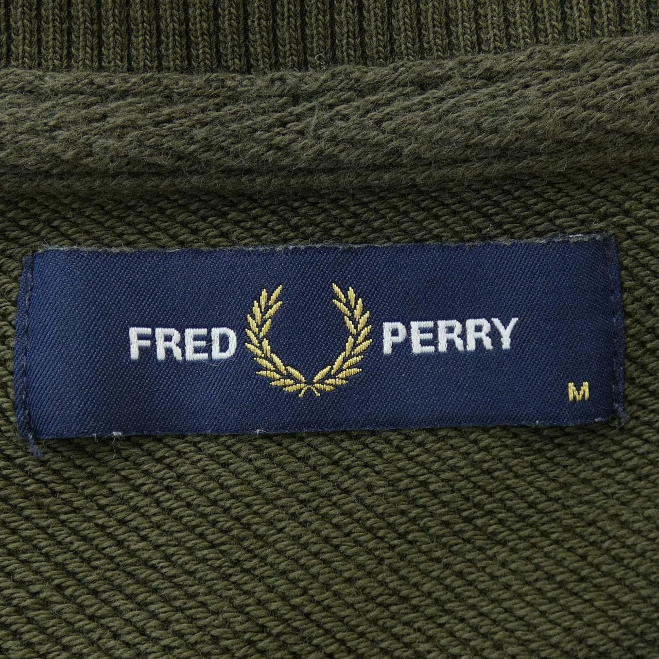 フレッドペリー FRED PERRY スウェット