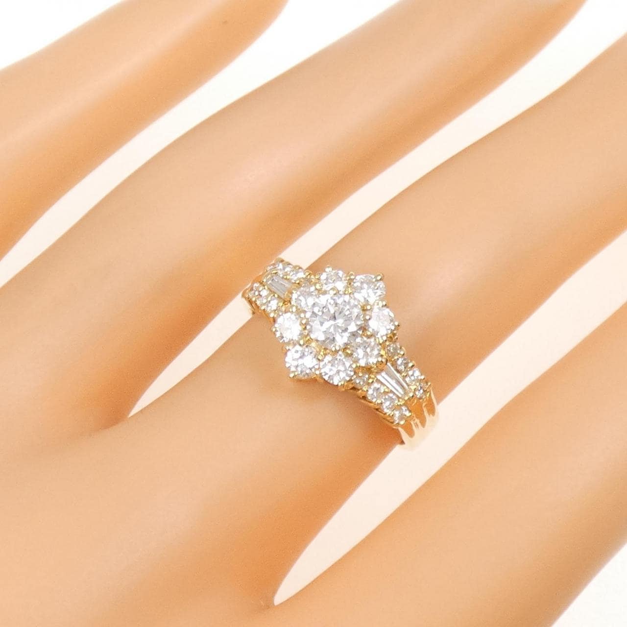 K18YG ダイヤモンド リング 0.28CT