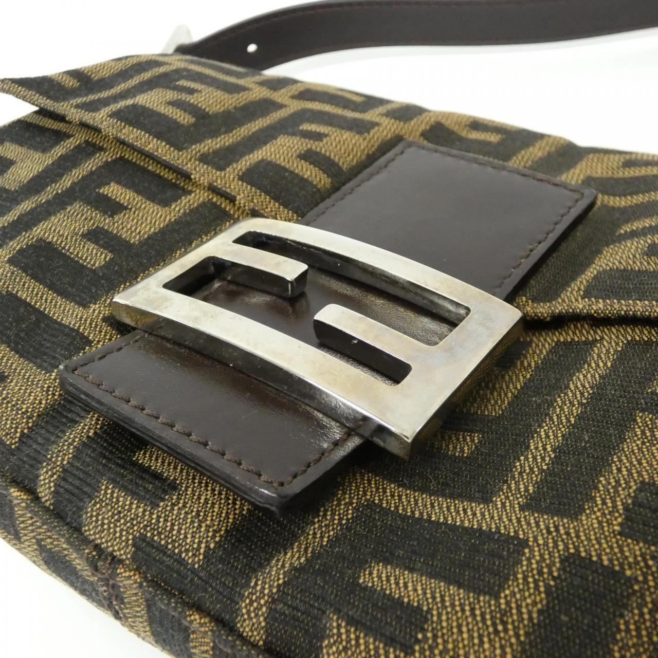 【ヴィンテージ】フェンディ バゲット 26424 ショルダーバッグ