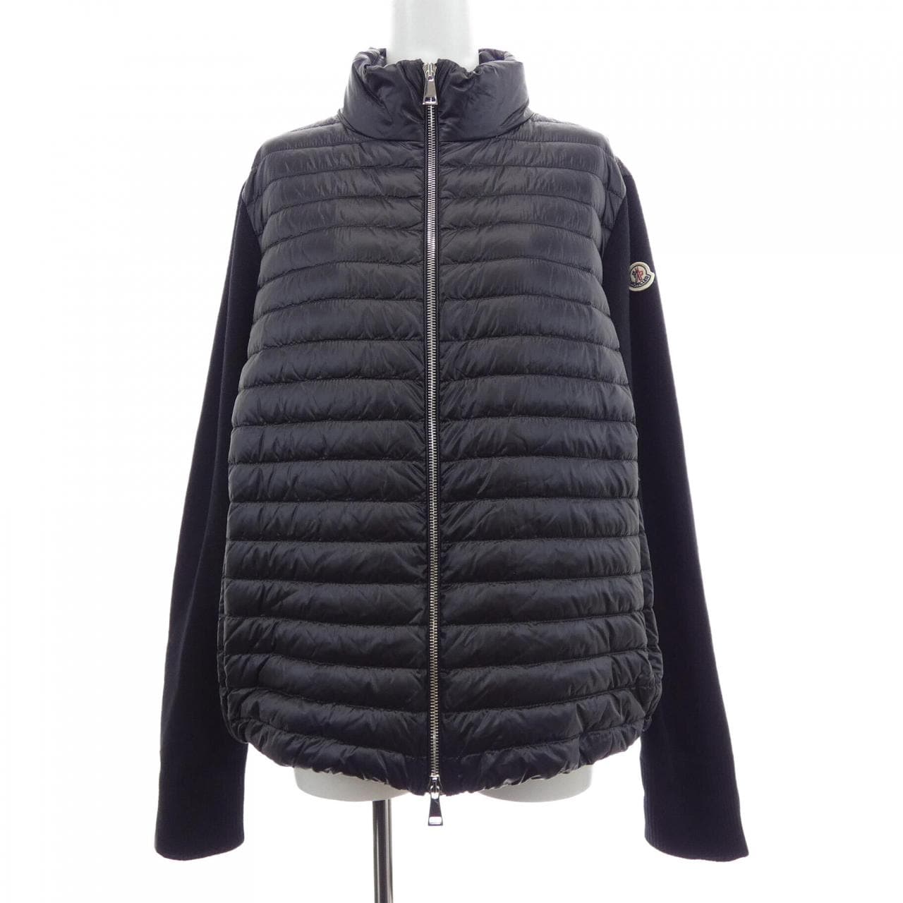 モンクレール MONCLER 10939B00032 M1131 ダウンジャケット