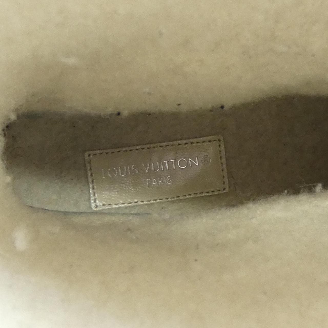 ルイヴィトン LOUIS VUITTON LVイニシャル、モノグラムフラワー スノードロップライン ブーツ