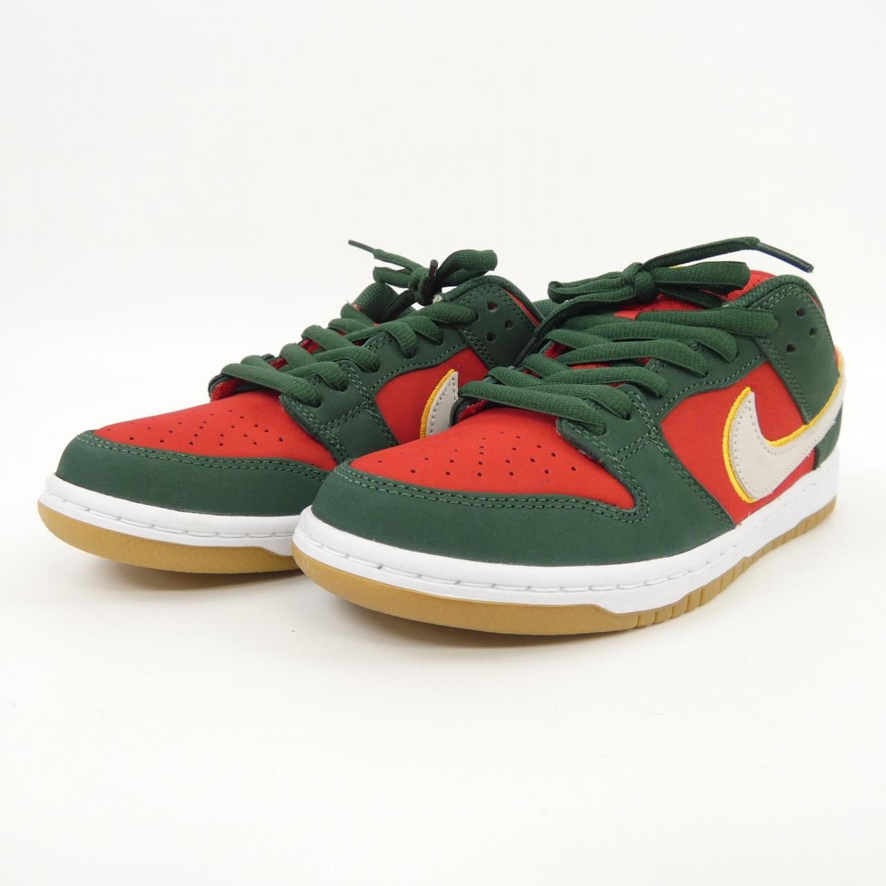 ナイキ NIKE スニーカー