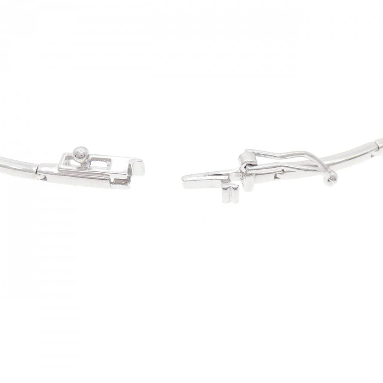 K18WG Flower Diamond Bracelet 0.50CT