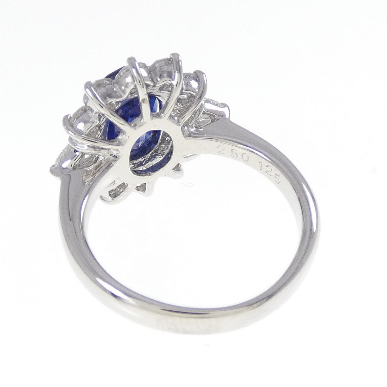PT900 サファイヤ リング 2.50CT