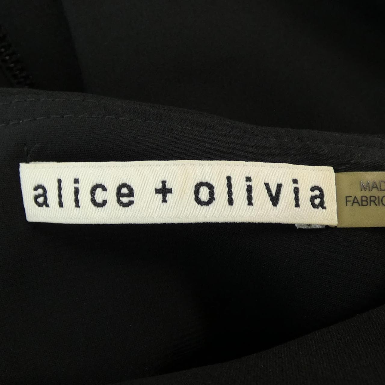 爱丽丝和奥利维亚ALICE+OLIVIA上衣