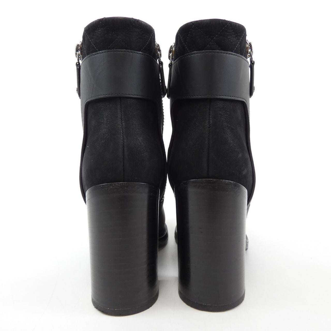 CHANEL CHANEL Boots