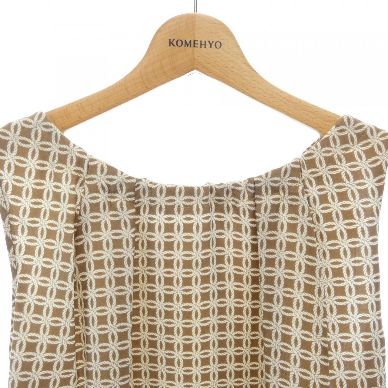 マックスマーラ Max Mara トップス