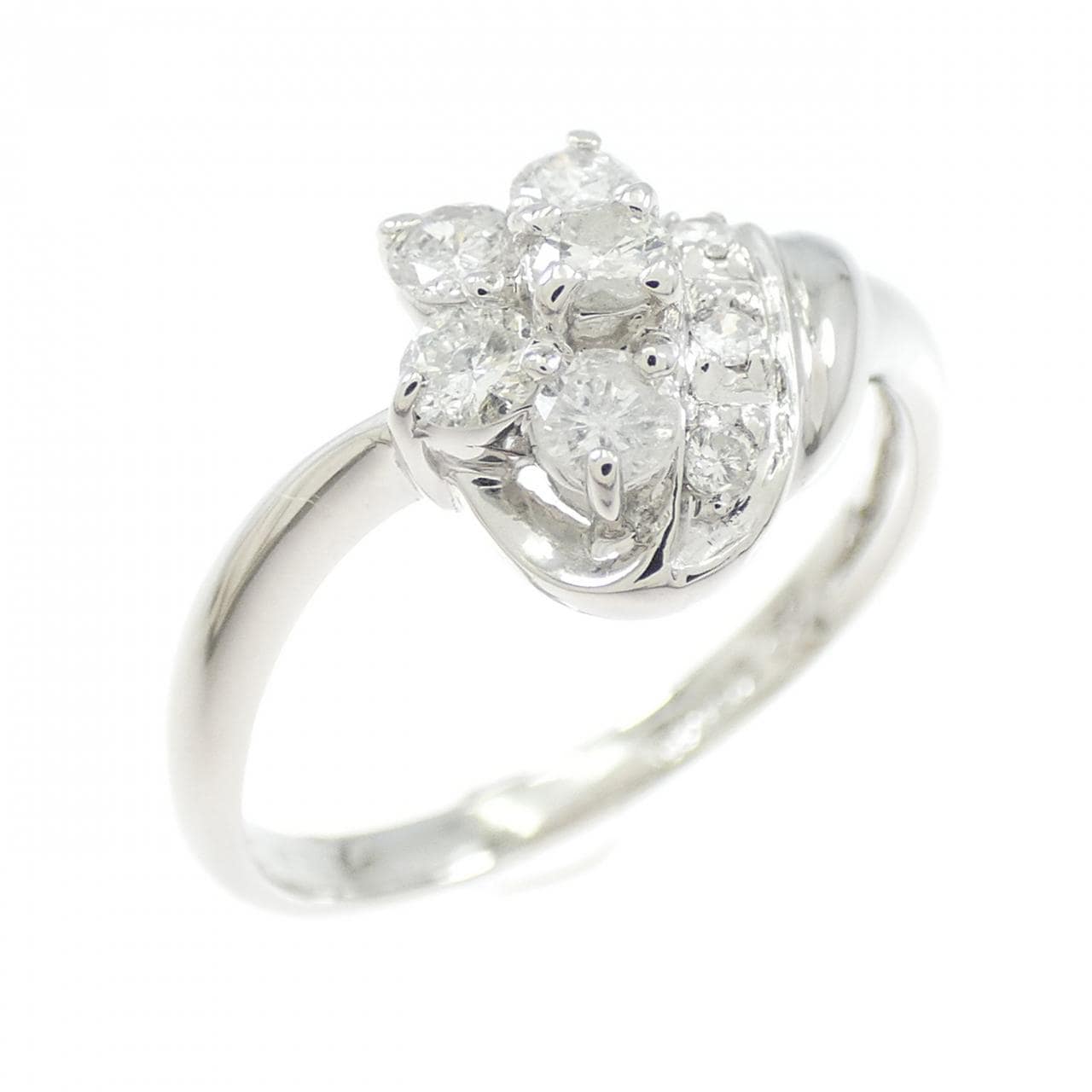 PT850 フラワー ダイヤモンド リング 0.33CT