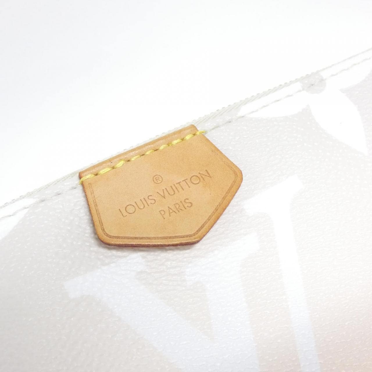 ルイヴィトン バイ ザ プール ミュルティ ポシェット アクセソワール M57634 ショルダーバッグ