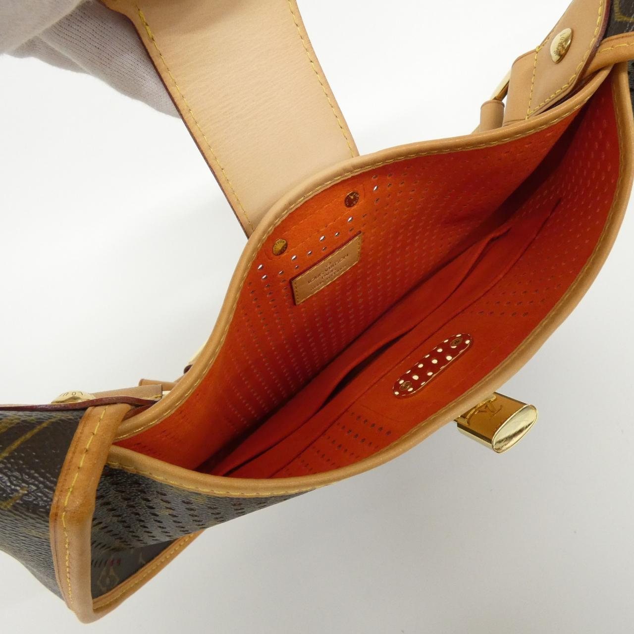 ルイヴィトン モノグラム ペルフォ ドゥミ リュンヌ M95178 ショルダーバッグ