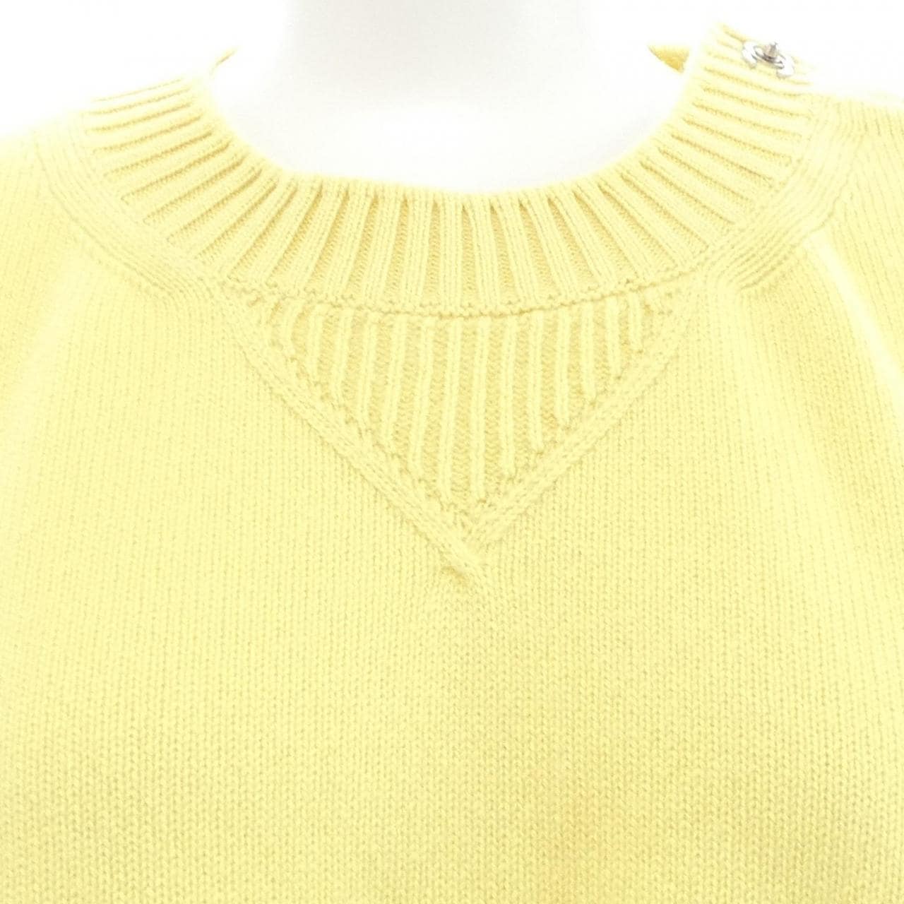 シャネル CHANEL ターンロック P52426K06736 ニット