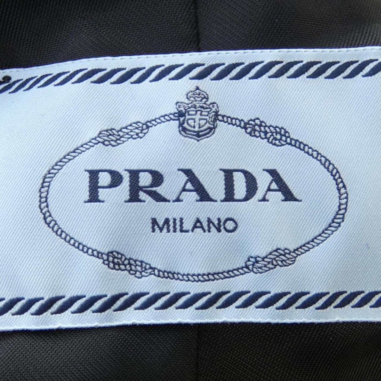 プラダ PRADA コート