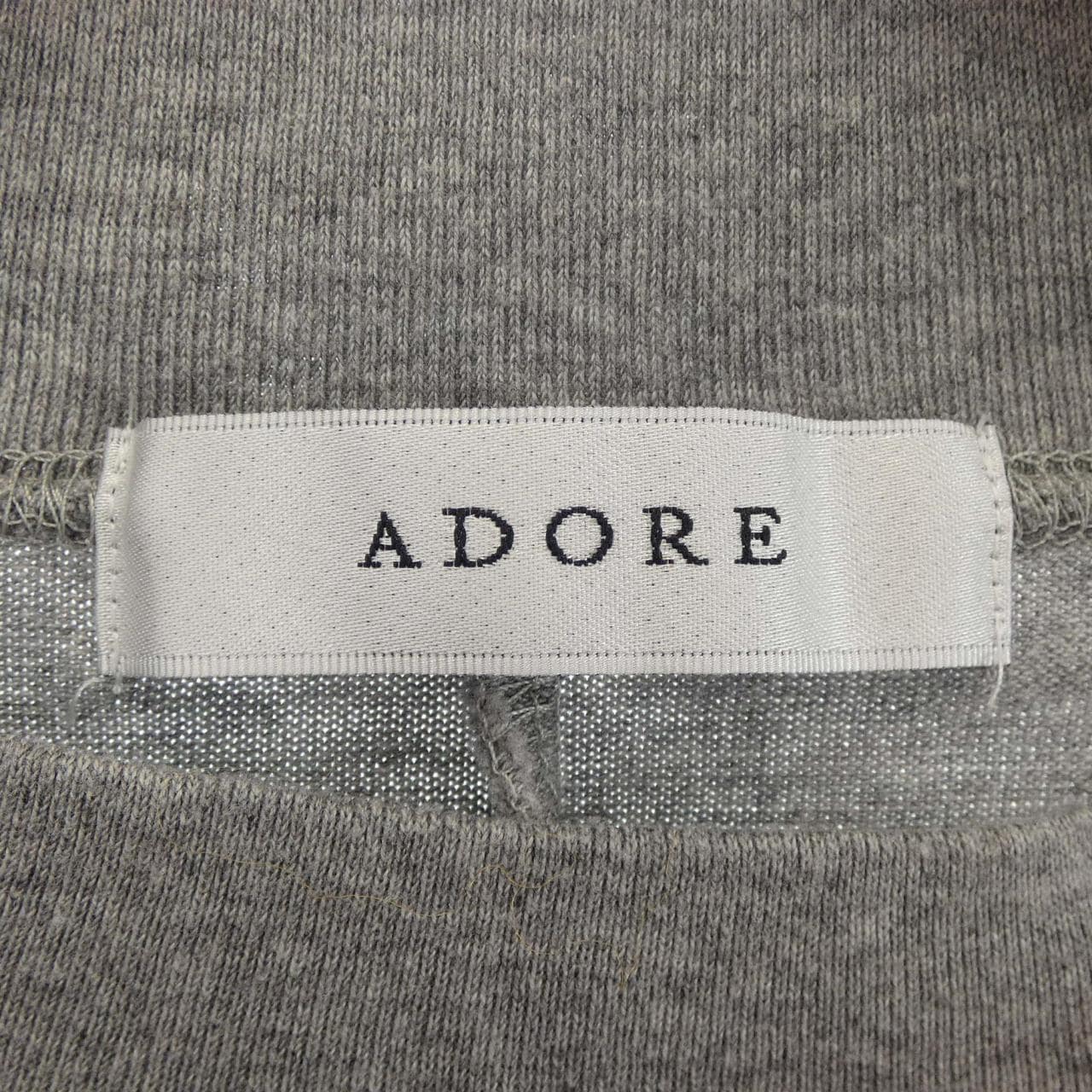 アドーア ADORE トップス
