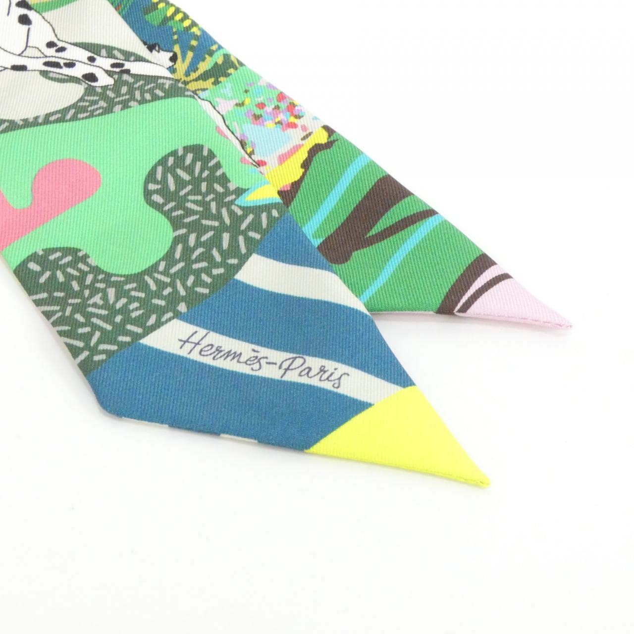 エルメス EN LIBERTE ツイリー 063911S スカーフ
