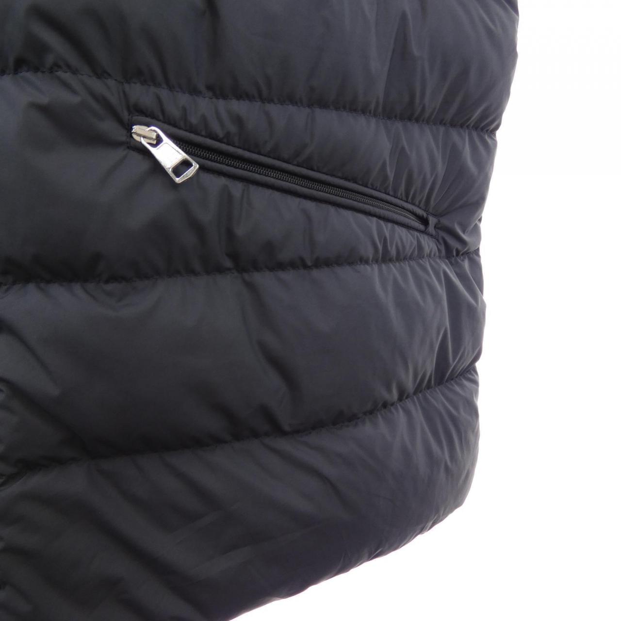 モンクレール MONCLER TREOMPAN ダウンベスト
