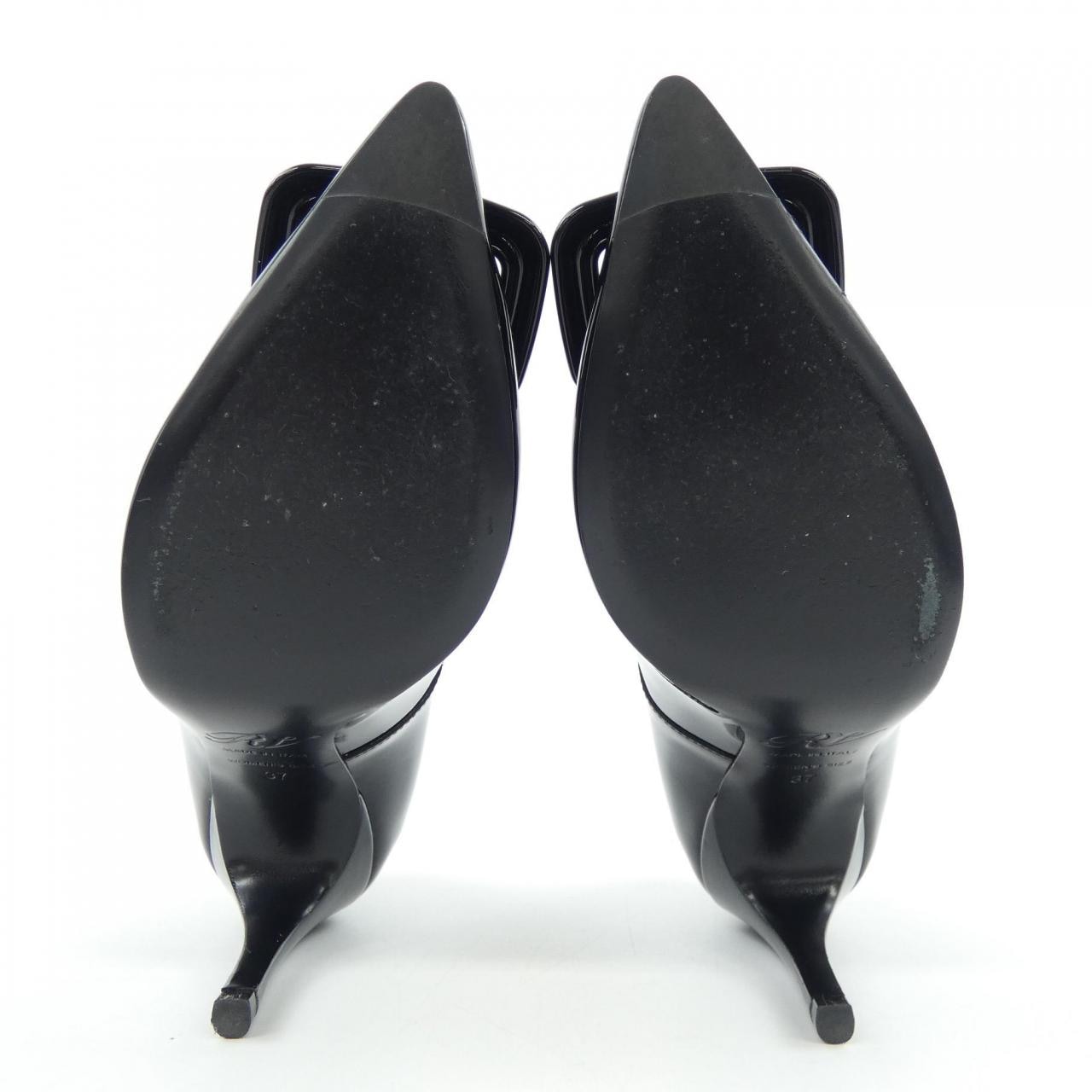 ロジェヴィヴィエ ROGER VIVIER パンプス